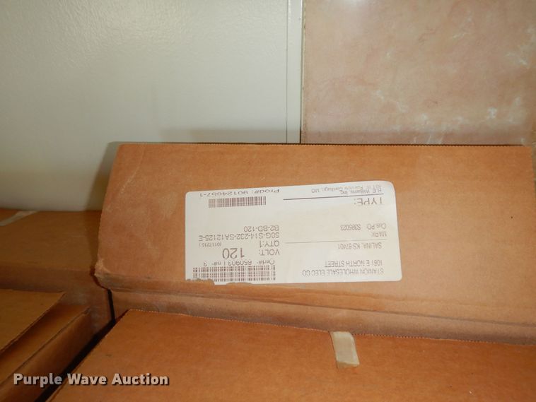 image for item KS9666 (14) light fixtures