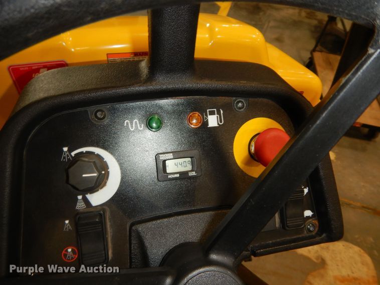 image for item KS9671 Wacker Neuson RD12  double drum vibratory roller