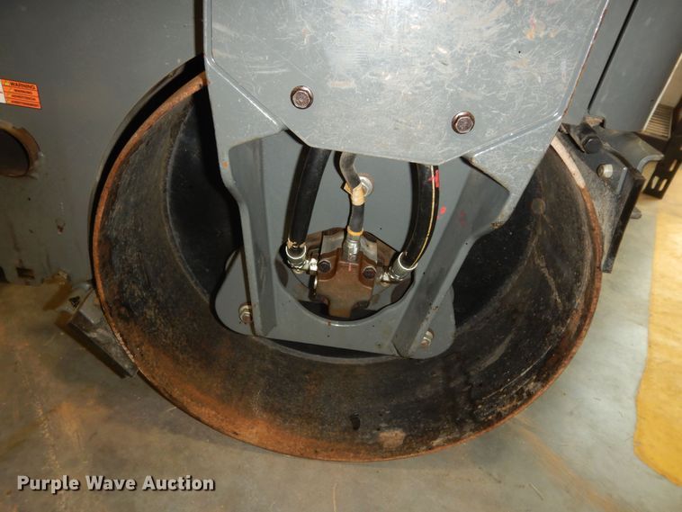 image for item KS9671 Wacker Neuson RD12  double drum vibratory roller