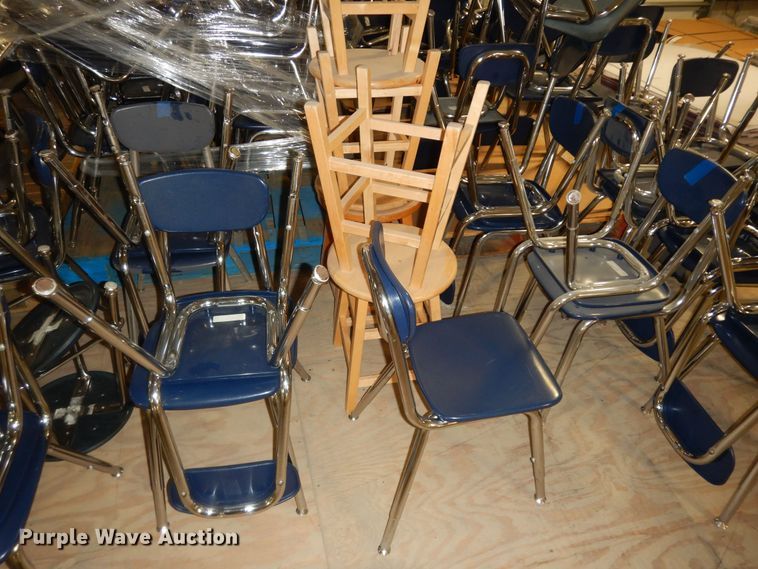image for item KS9686 Approximately 130 chairs