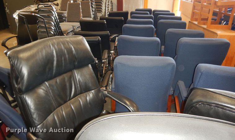 image for item KS9690 Approximately 120 chairs