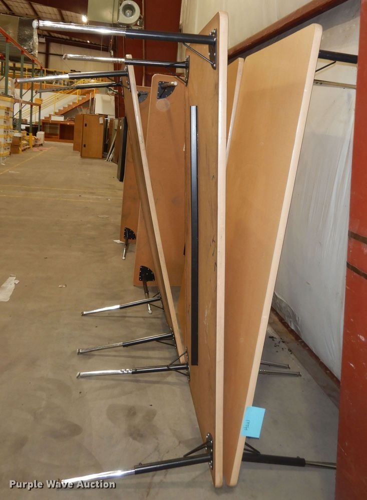 image for item KS9695 Approximately 32 tables