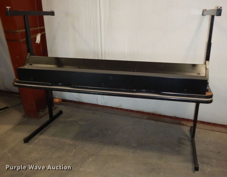 image for item KS9695 Approximately 32 tables