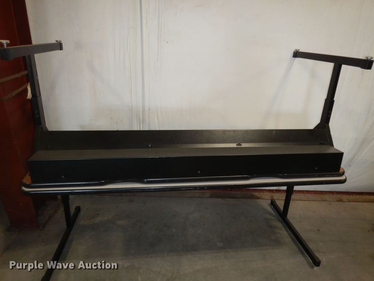 image for item KS9695 Approximately 32 tables