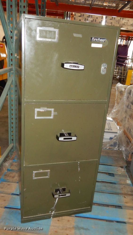 image for item KS9698 Approximately 44 file cabinets