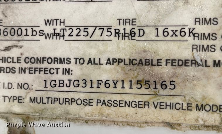 image for item LF9008 2000 Chevrolet Express 3500  ambulance