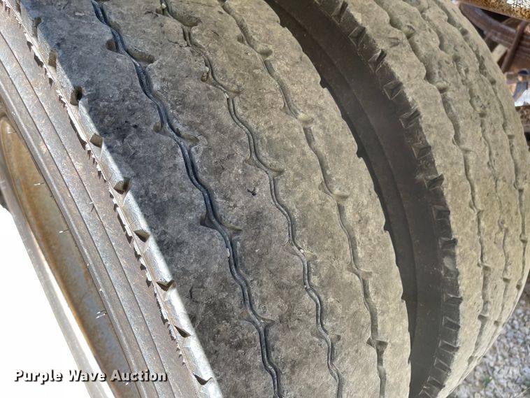 image for item LF9127 2008 Corn Belt S-3502  bottom dump trailer