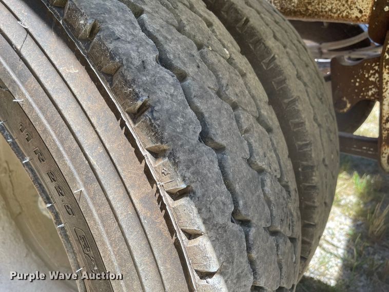 image for item LF9127 2008 Corn Belt S-3502  bottom dump trailer