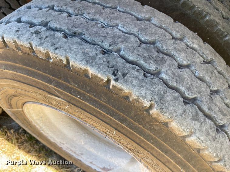 image for item LF9127 2008 Corn Belt S-3502  bottom dump trailer