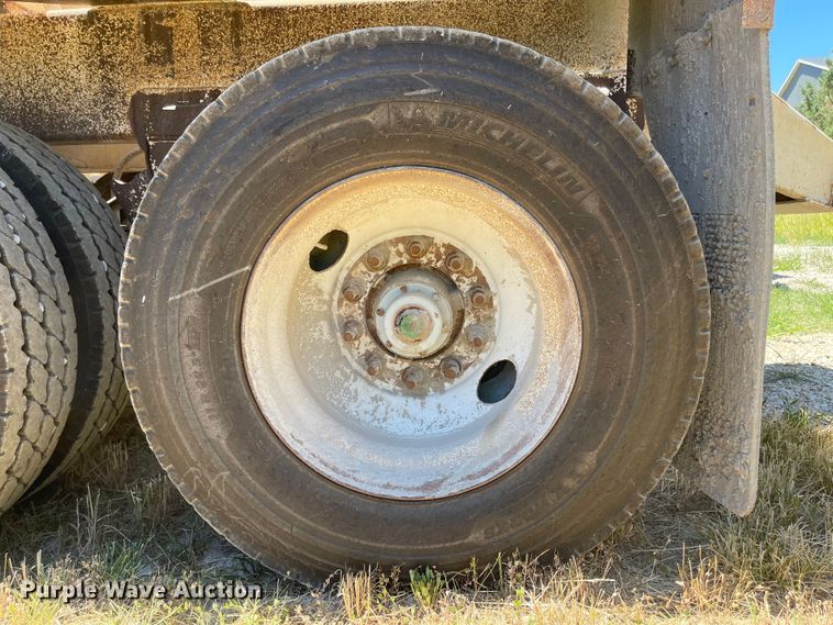 image for item LF9127 2008 Corn Belt S-3502  bottom dump trailer