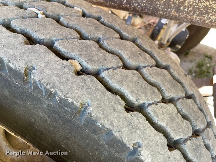 image for item LF9127 2008 Corn Belt S-3502  bottom dump trailer