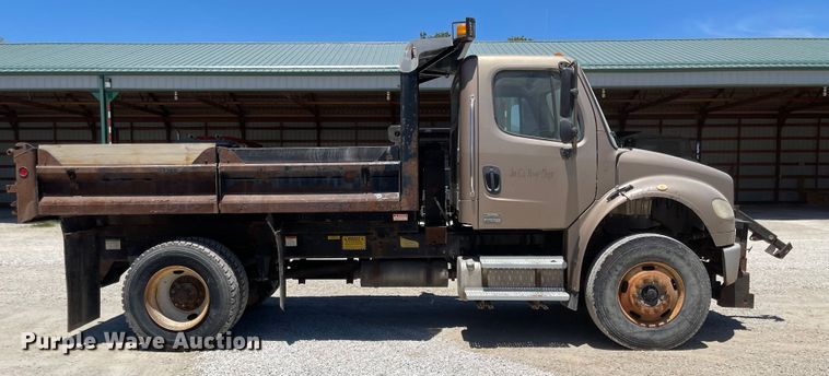 image for item LF9130 2005 Freightliner Business Class M2  dump truck
