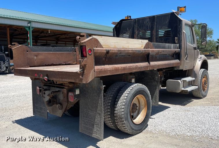 image for item LF9130 2005 Freightliner Business Class M2  dump truck