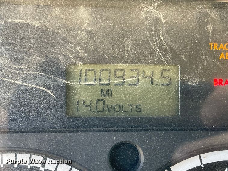 image for item LF9130 2005 Freightliner Business Class M2  dump truck