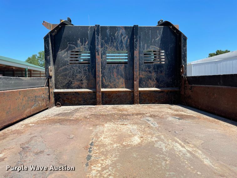 image for item LF9130 2005 Freightliner Business Class M2  dump truck