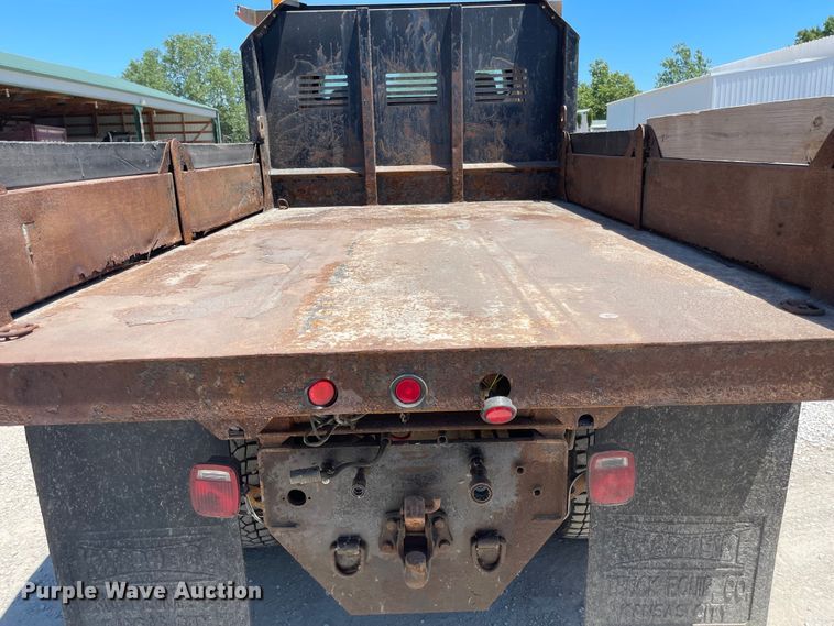 image for item LF9130 2005 Freightliner Business Class M2  dump truck