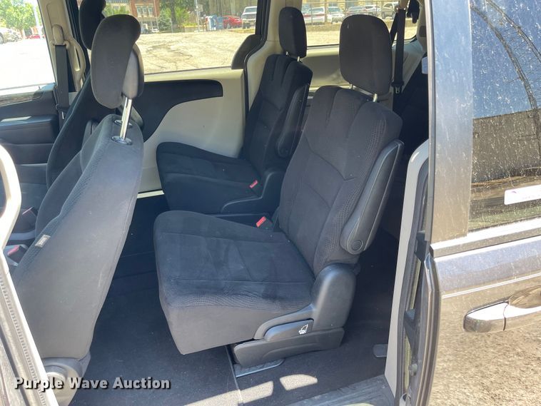 image for item LF9131 2015 Dodge Grand Caravan  van