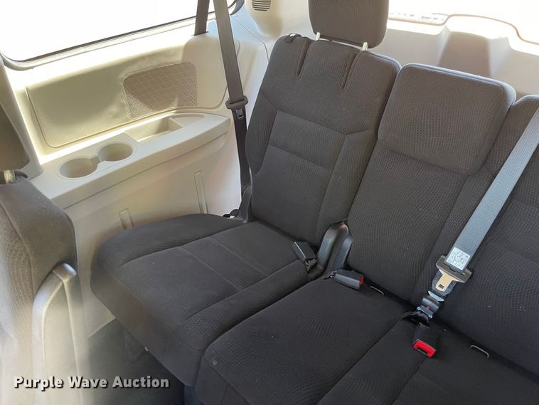 image for item LF9131 2015 Dodge Grand Caravan  van