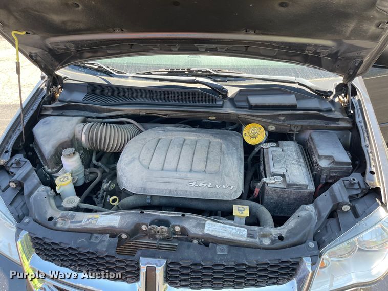 image for item LF9131 2015 Dodge Grand Caravan  van