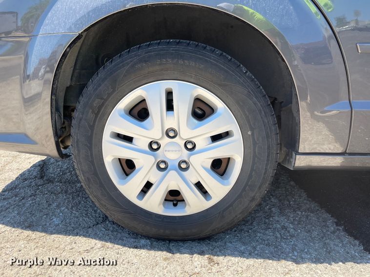 image for item LF9131 2015 Dodge Grand Caravan  van