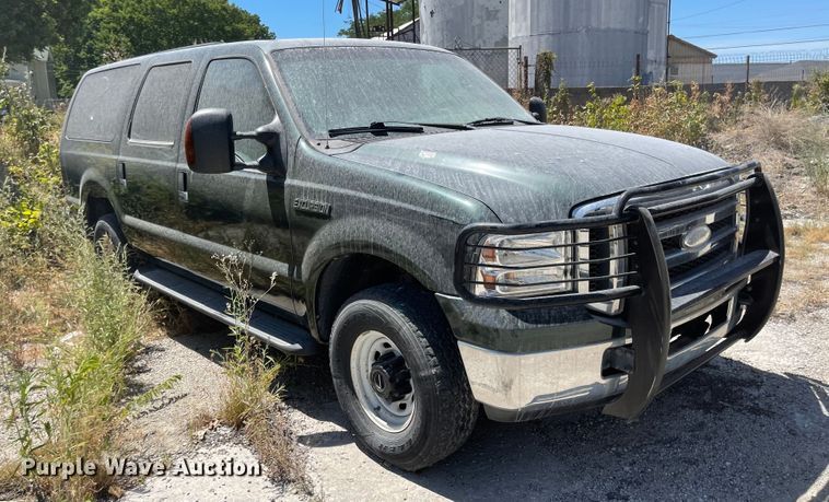 image for item LF9134 2005 Ford Excursion  SUV