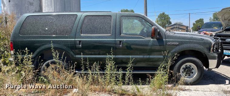 image for item LF9134 2005 Ford Excursion  SUV
