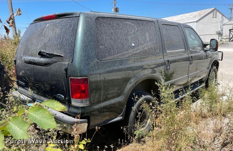 image for item LF9134 2005 Ford Excursion  SUV