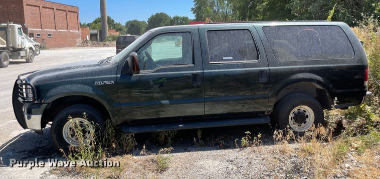 image for item LF9134 2005 Ford Excursion  SUV