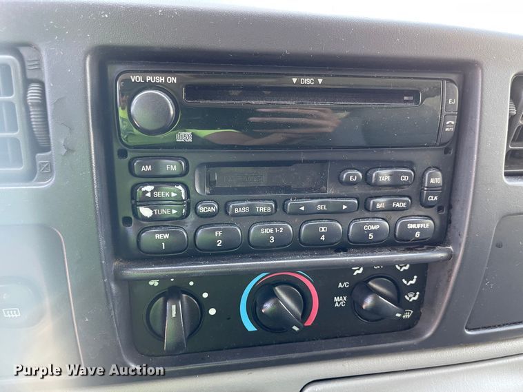 image for item LF9134 2005 Ford Excursion  SUV