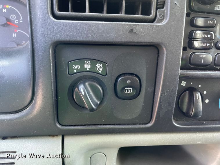 image for item LF9134 2005 Ford Excursion  SUV