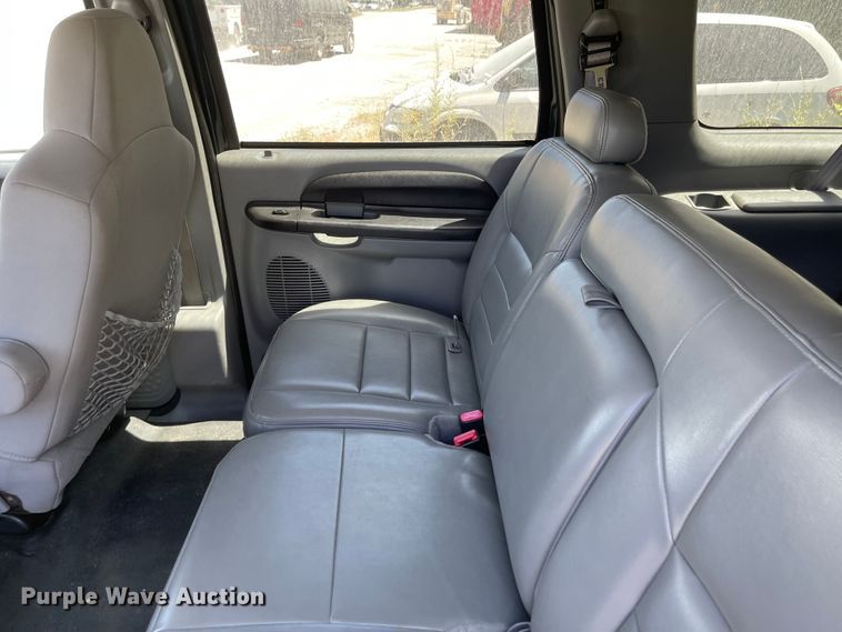 image for item LF9134 2005 Ford Excursion  SUV