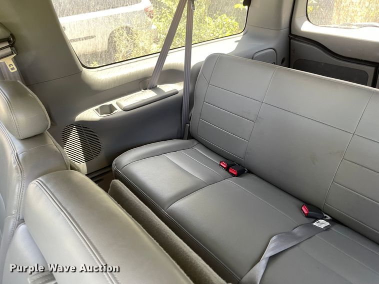 image for item LF9134 2005 Ford Excursion  SUV