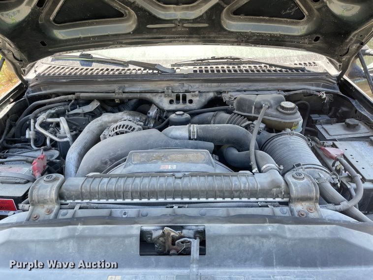 image for item LF9134 2005 Ford Excursion  SUV