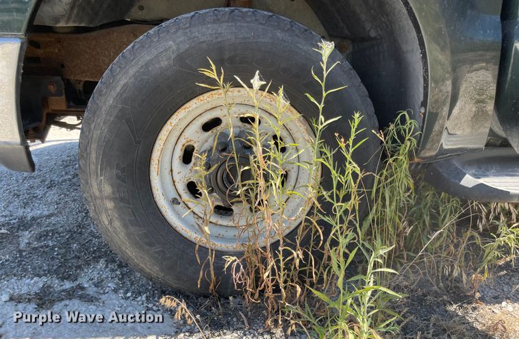 image for item LF9134 2005 Ford Excursion  SUV