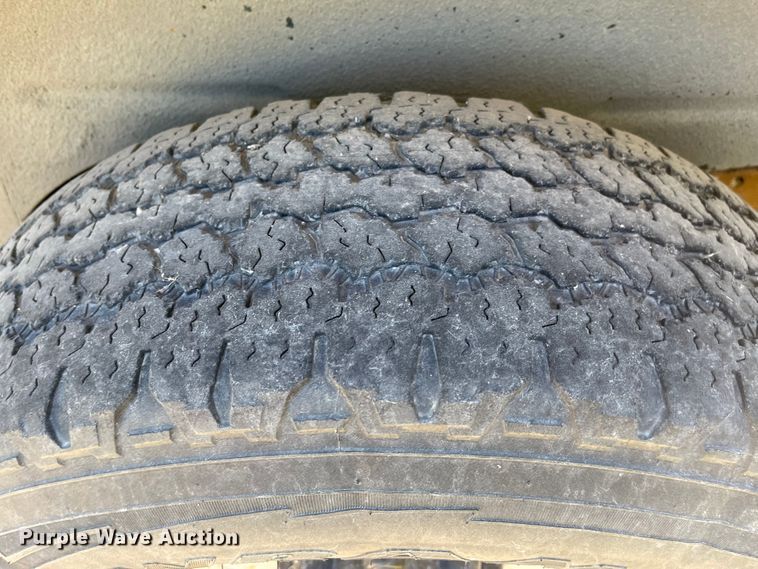 image for item LF9134 2005 Ford Excursion  SUV