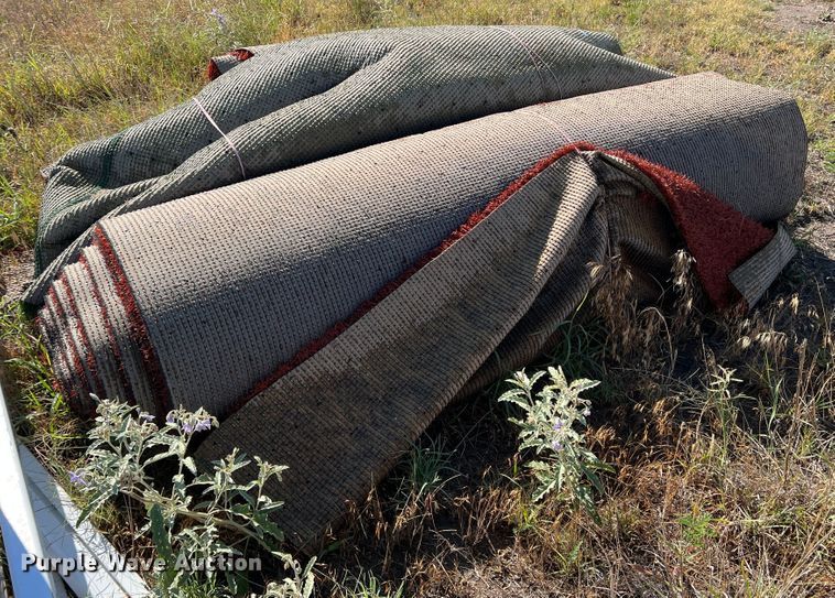 image for item LI9291 (3) rolls of artificial turf