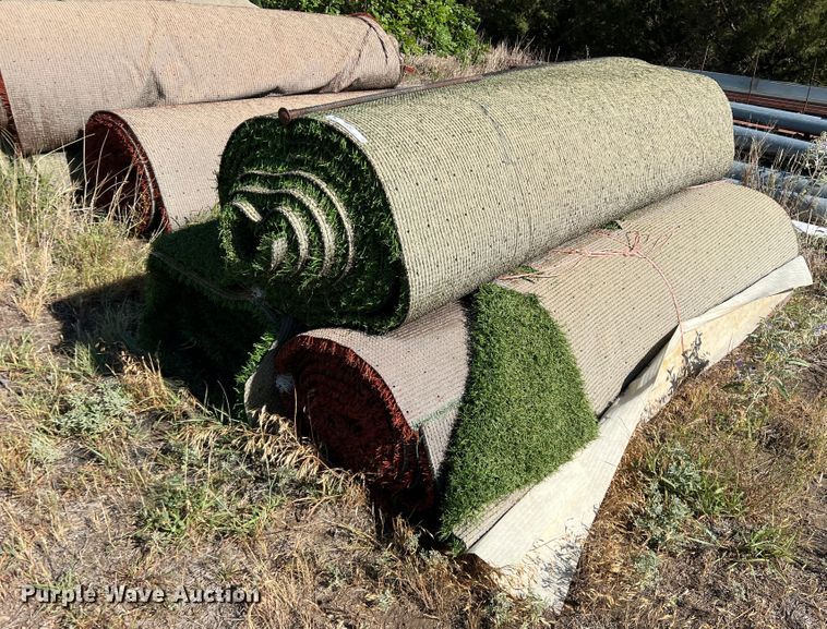 image for item LI9292 (3) rolls of artificial turf