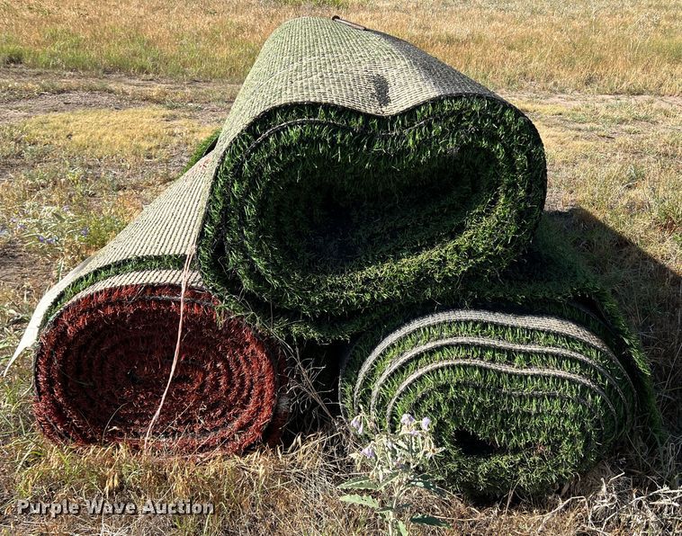 image for item LI9292 (3) rolls of artificial turf