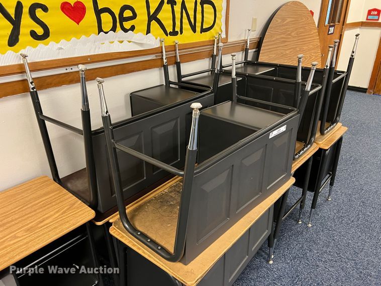 image for item LI9309 Furniture