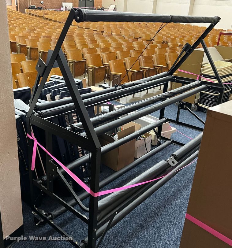 image for item LI9312 Music equipment