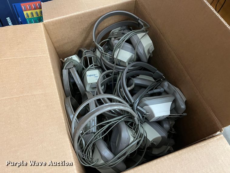 image for item LI9312 Music equipment