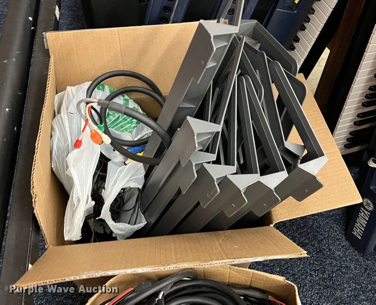 image for item LI9312 Music equipment