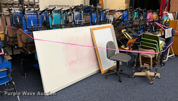 image for item LI9318 Furniture