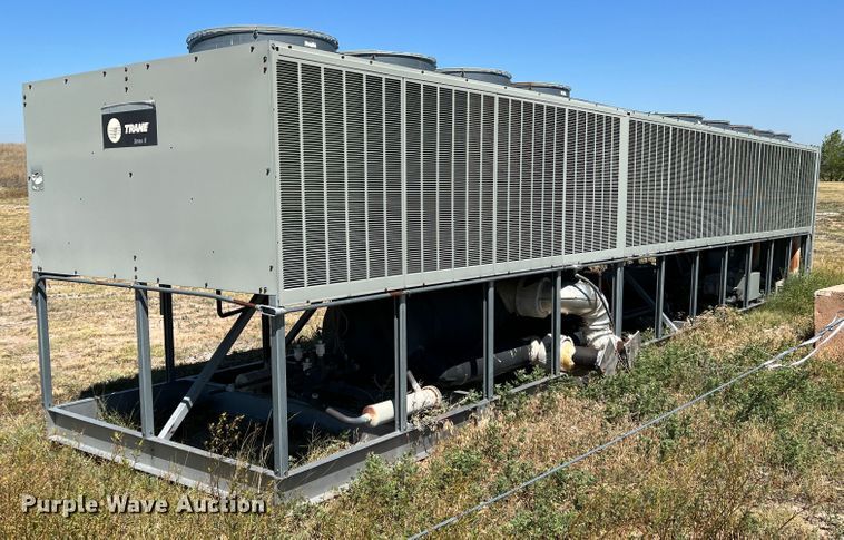 image for item LI9320 Trane RTAA2404XN01A3D0BFGRN  AC unit