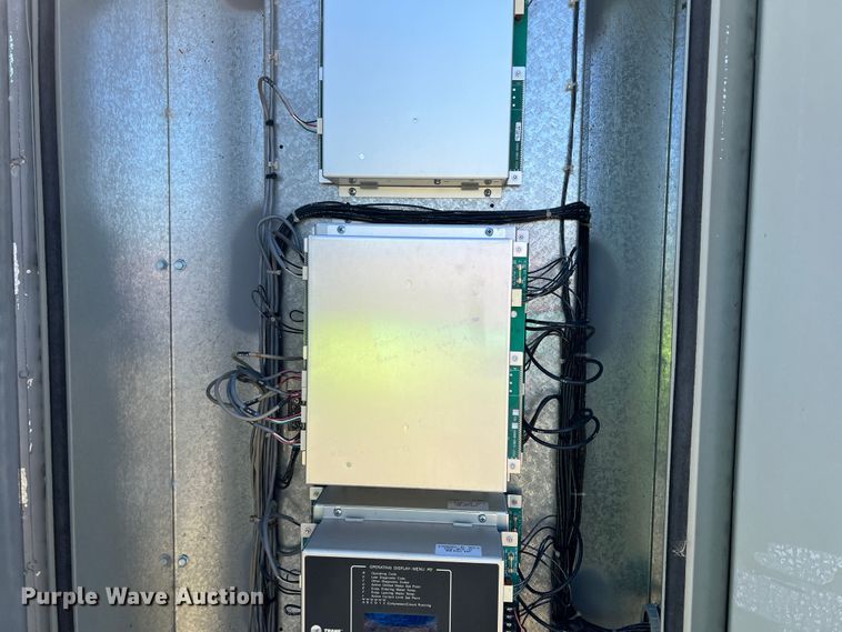 image for item LI9320 Trane RTAA2404XN01A3D0BFGRN  AC unit