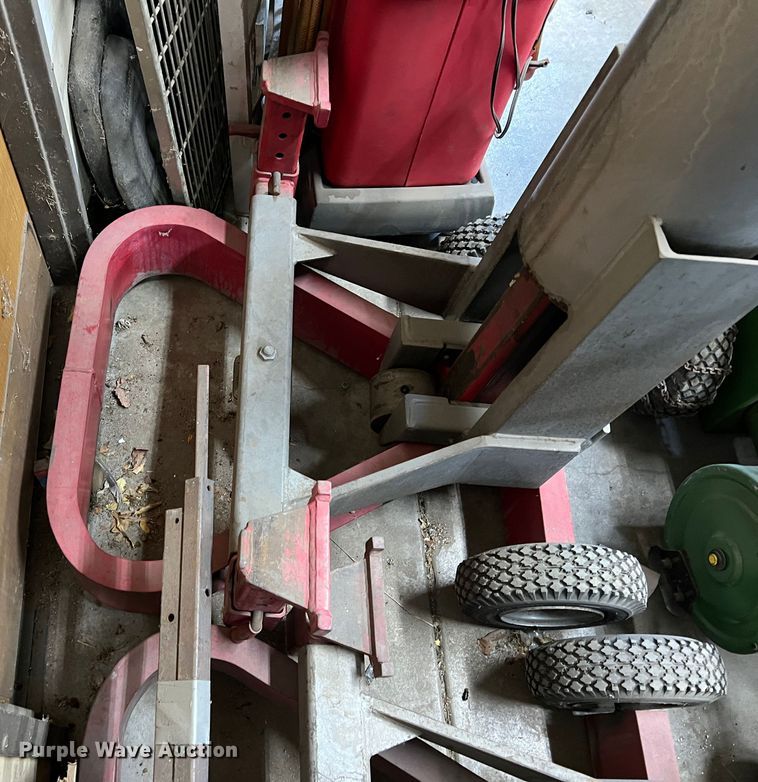 image for item LI9322 Gray TNT550  pneumatic jack