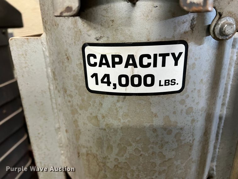 image for item LI9324 Gray TNT550  pneumatic jack