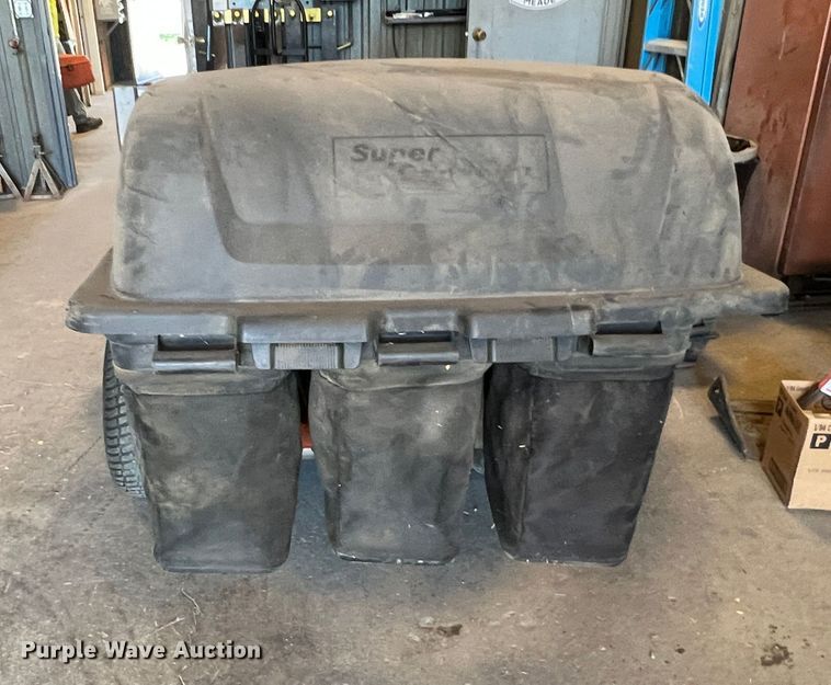 image for item LI9339 Husqvarna M-ZT61  ZTR lawn mower