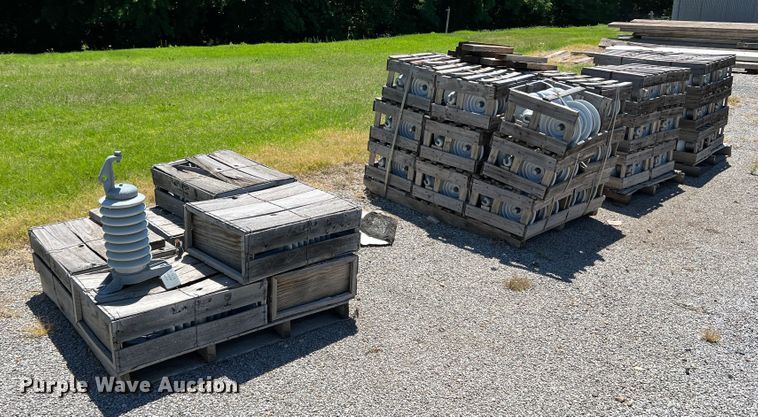 image for item LI9341 Approximately 148 electrical insulators