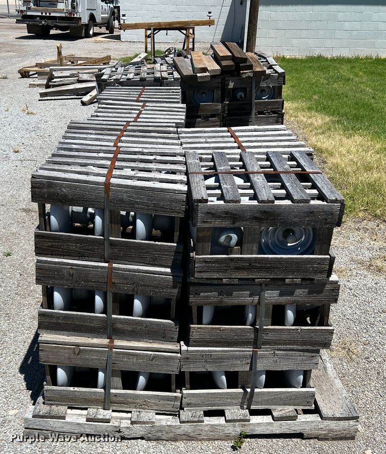 image for item LI9341 Approximately 148 electrical insulators